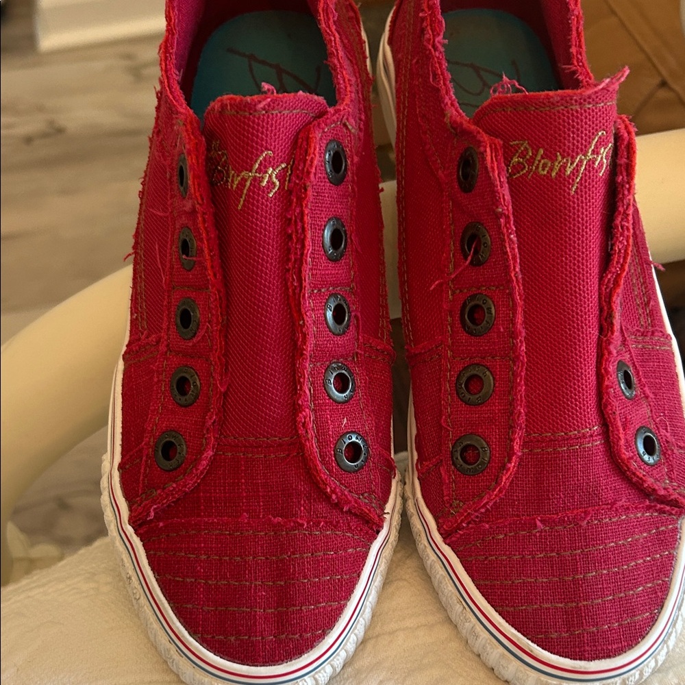 Blowfish Womens Vibrant Red Sneakers